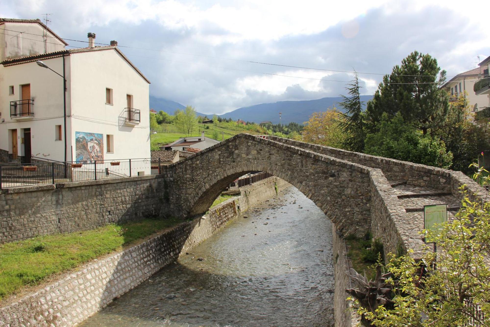 Lucanto Accommodations Calvello Bagian luar foto