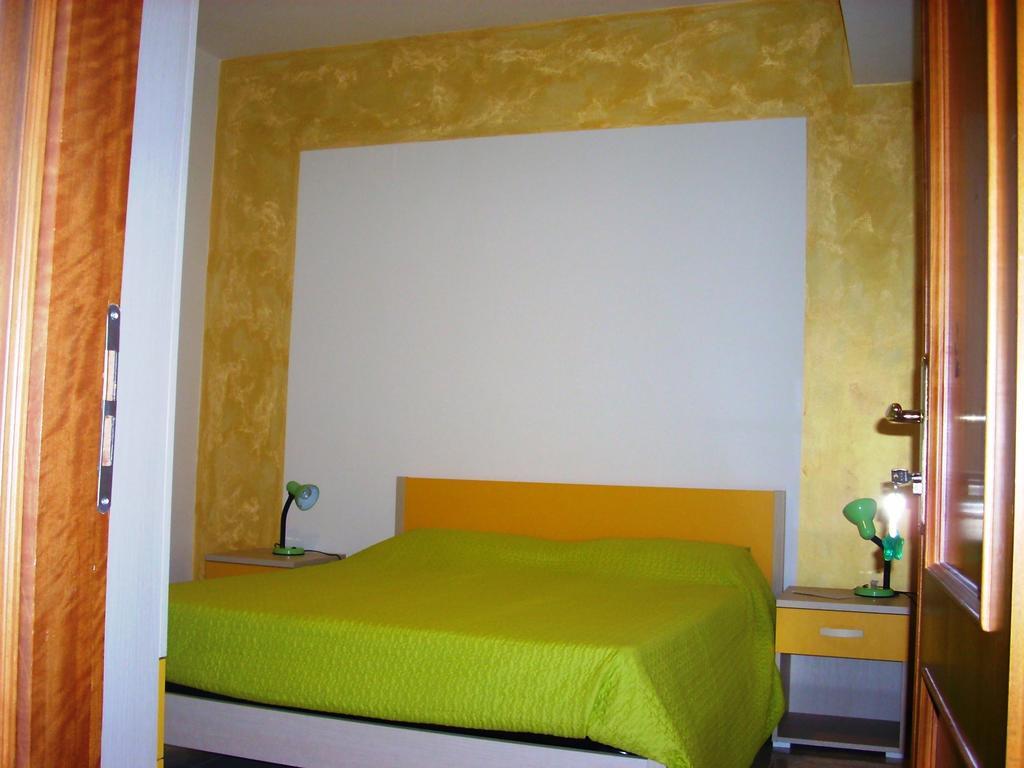 Lucanto Bed & Breakfast Calvello Ruang foto